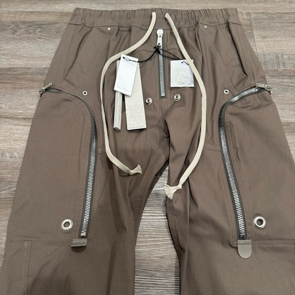 Rick Owens Bauhaus Cargo Drawstring Pants in Dust - Picture 6 of 15